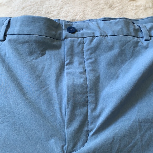 52B Vineyard Vines Performance Breaker short / shorts - Picture 3 of 4